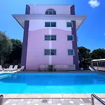 Smart Apartment-beahost شقة *
